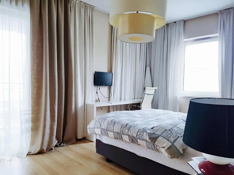 Warsaw King Size Apartment Bagian luar foto